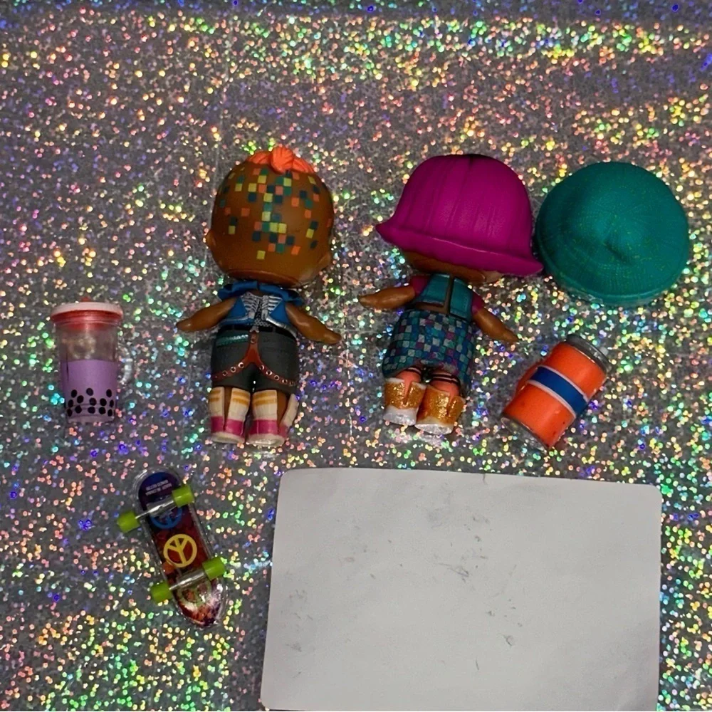 L.O.L. Surprise! LOL Surprise GLITCH & STITCH CLUBHOUSE Dolls Skateboard Hat
